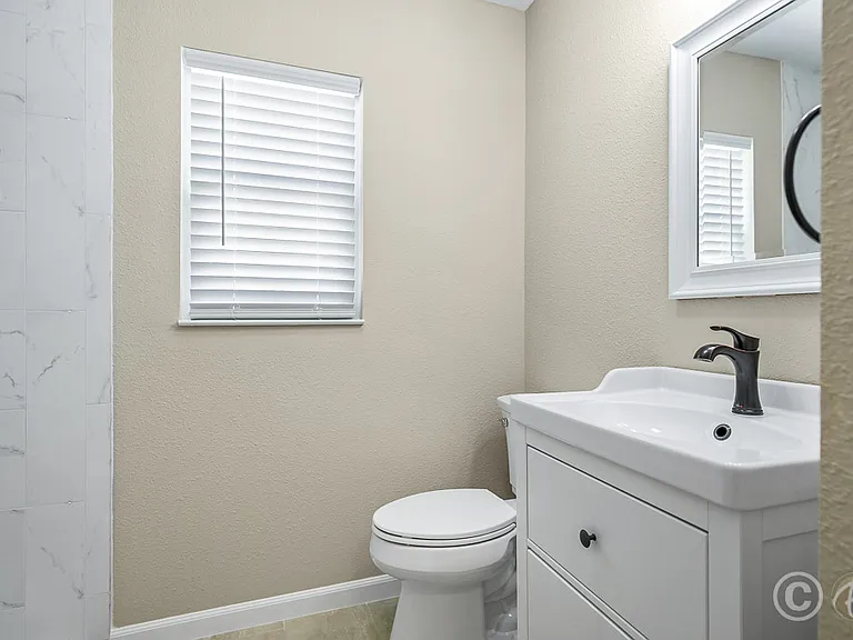 10831 Johanna Ave — Photo 13