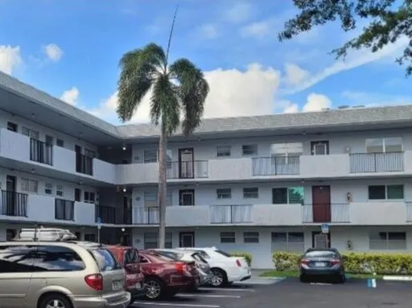 8405 NW 61st Street E #D106, Tamarac, FL 33321