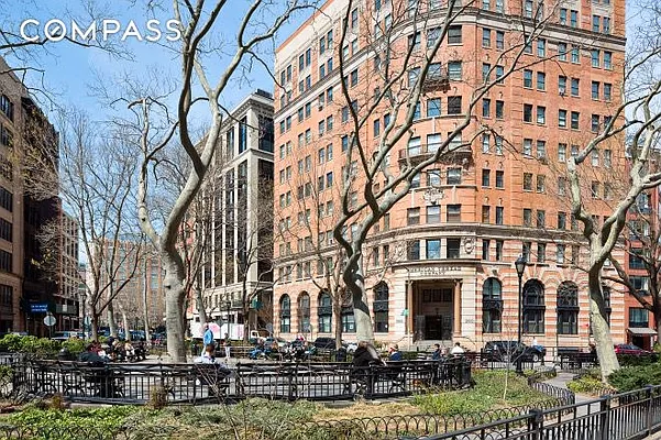 Sold by Compass | media 8