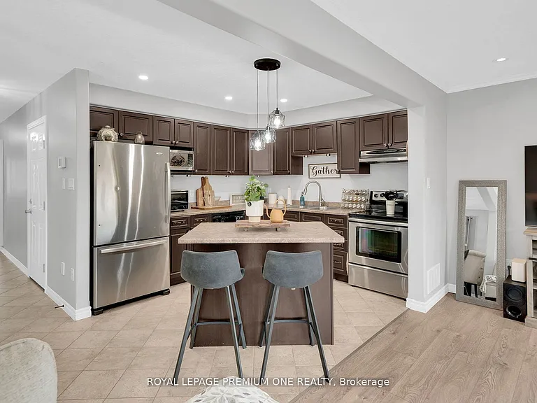 31 Stevenson St — Photo 13