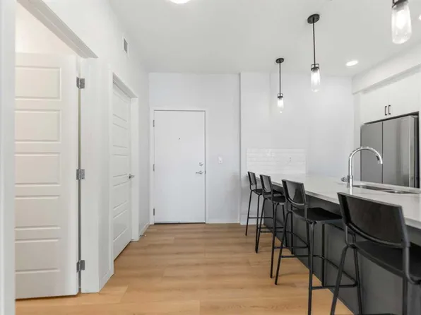20295 N Seton Way SE #6403, Calgary, AB T3M 2P2