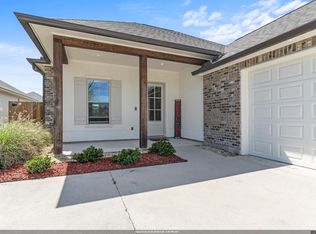 5159 Black River Rd, Darrow, LA 70725