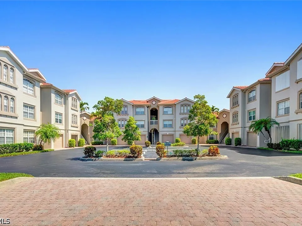 15590 Ocean Walk Cir #102