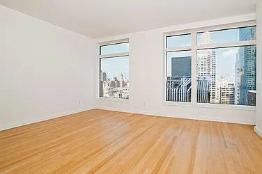 Rented by Siderow Residential Group