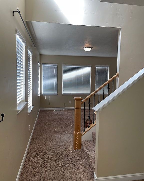 1st image of 3206 W Desert Lily Dr N