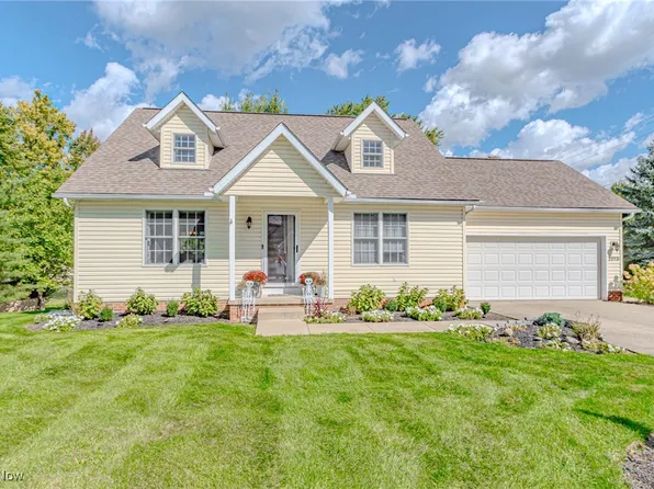 2213 Frankie Ln, Stow, OH 44224