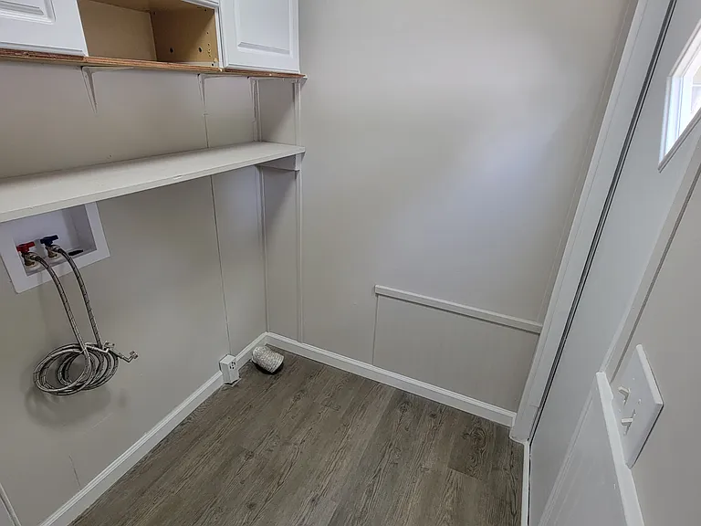 4 Edge St — Photo 12