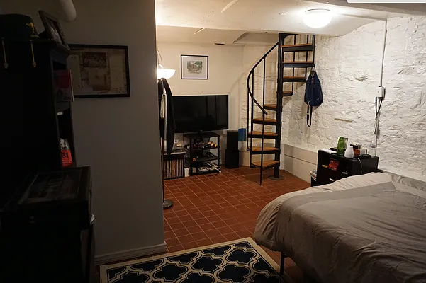 Rented by The Downtown LLC | media 32