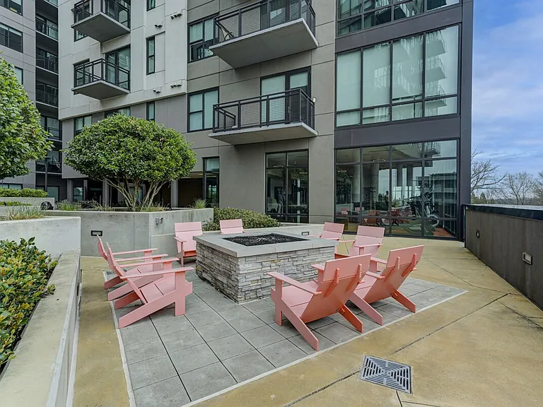 1075 Peachtree Walk NE #ID1501472P — Photo 17