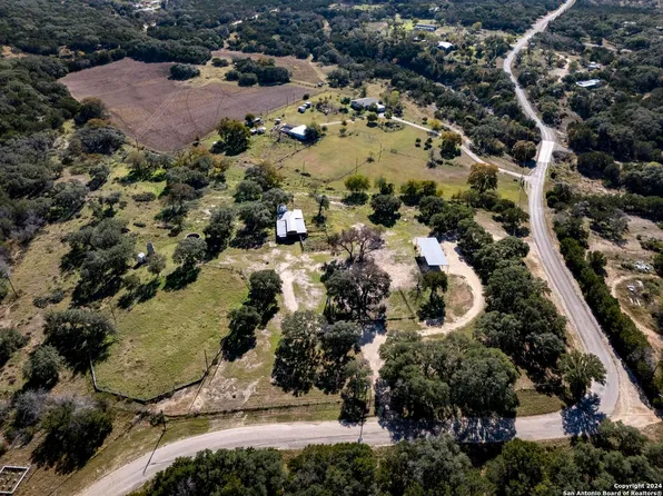 337 OAKRIDGE LN LOT 4, Pipe Creek, TX 78063