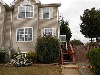 1st image of 152 Amberfield Ln