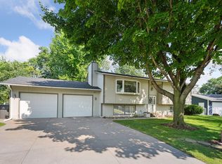 1485 Cardinal Ln, Chaska, MN 55318