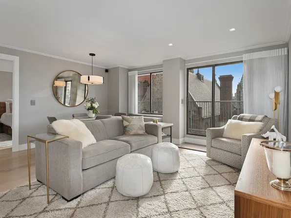 324 W 23rd St APT 5B, New York, NY 10011