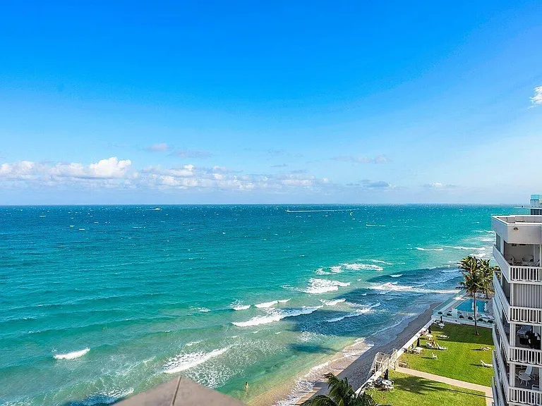 3560 S Ocean Blvd #Penthouse 1 — Photo 1