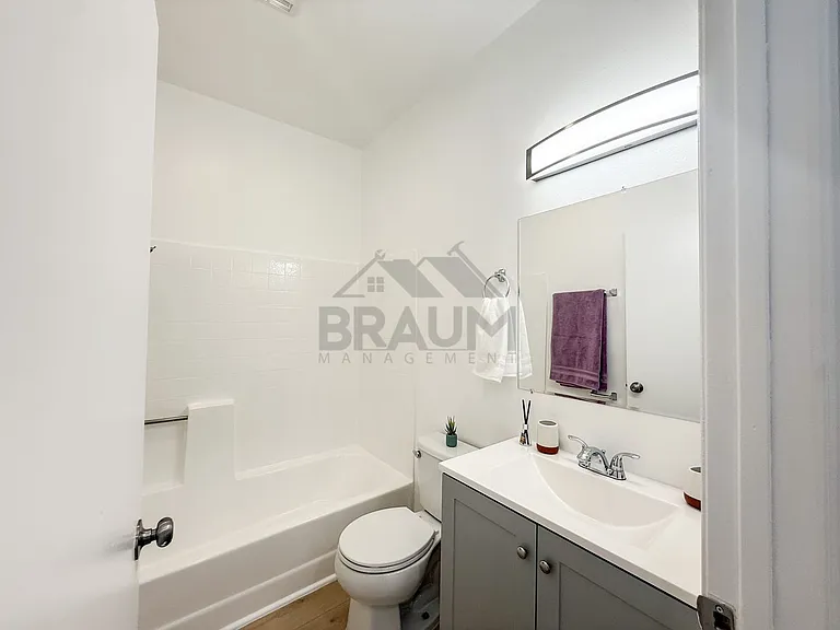 11459 COLLINS ST. — Photo 21