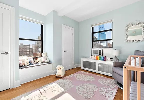 5th image of 235 W 102nd St APT 15I