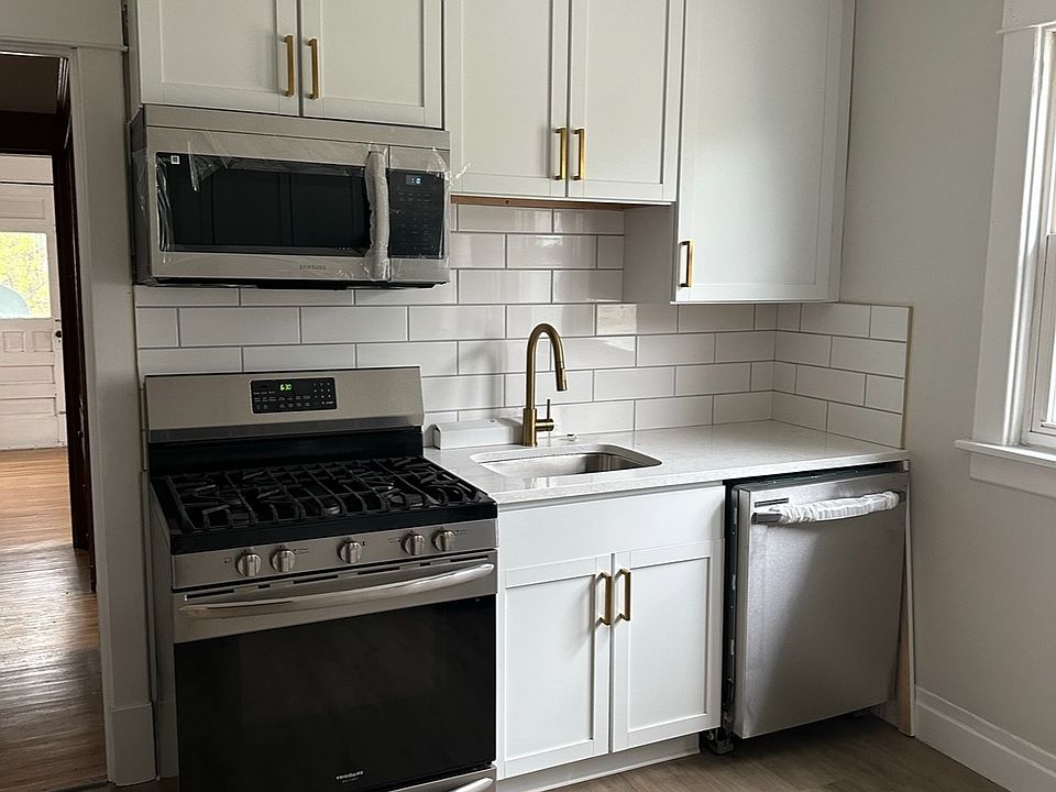 1st image of 25 Tacoma Ave