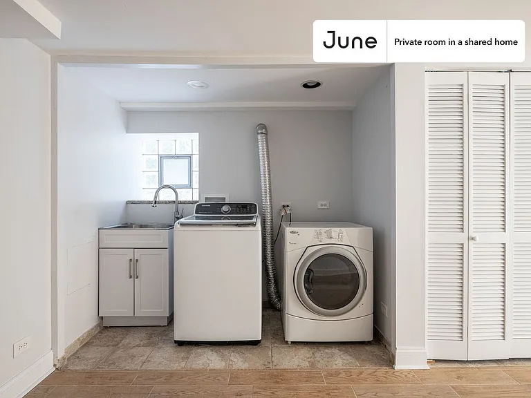 3020 N Sawyer Ave #C — Photo 19