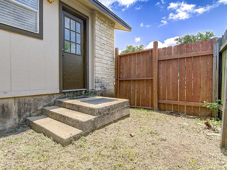 9624 Sugar Hill Dr #A — Photo 17