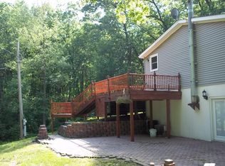 11650 Rowe Rd, Jonesville, MI 49250