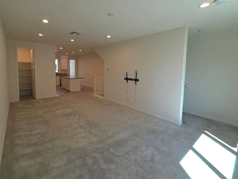 5577 Apex Dr — Photo 10