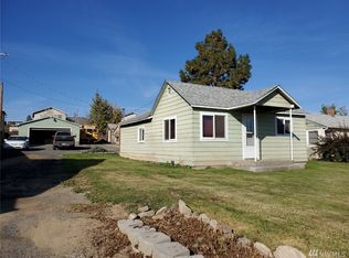 302 N 10th St, Selah, WA