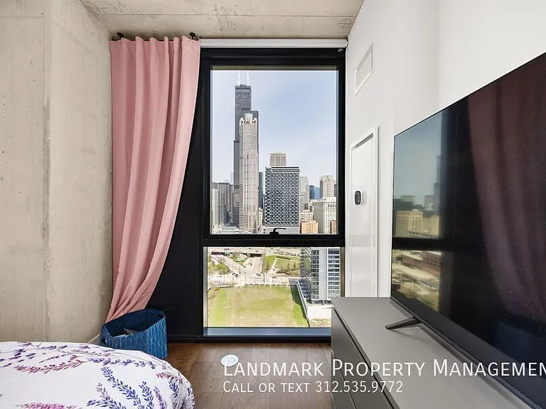 234 W Polk St #2508 — Photo 14