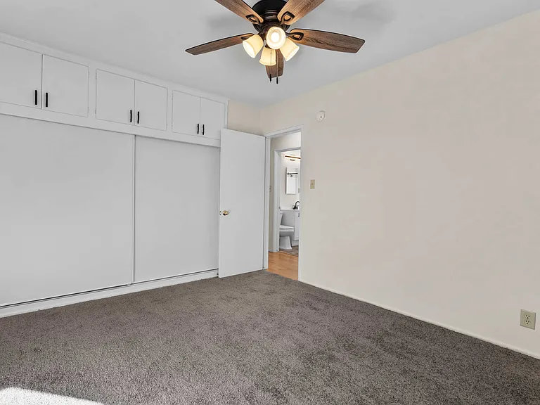 4460 Ensign Ave. — Photo 10