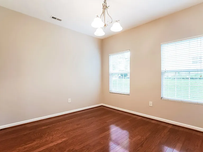 708 Calavaras Ln — Photo 7