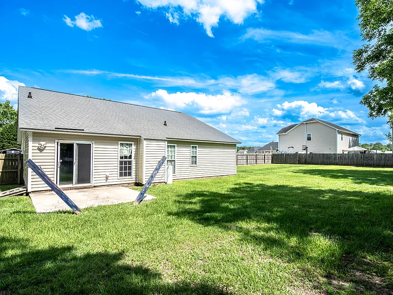103 Perry Meadows Dr — Photo 5
