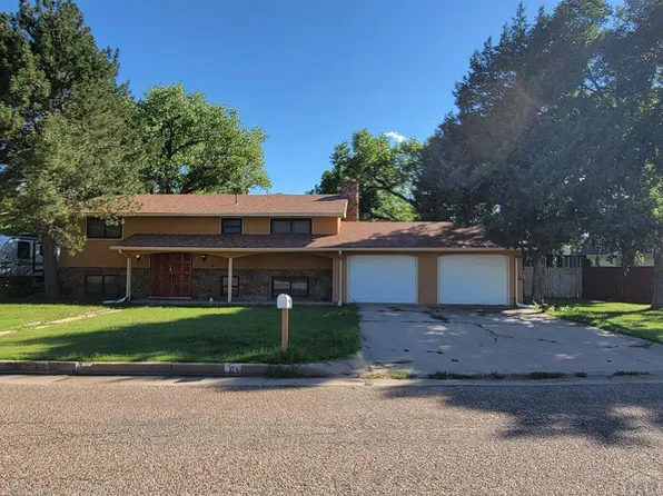 213 Willow Valley Dr, Lamar, CO 81052