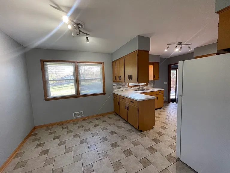 2646 Kraft Ave SE — Photo 7