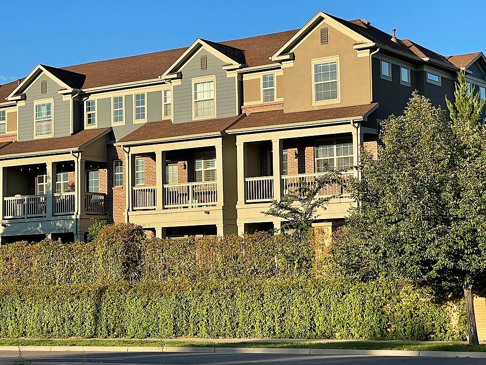 End unit with southwestern exposure (on right)