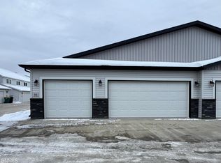 110 Kenner Loop, Bismarck, ND 58504