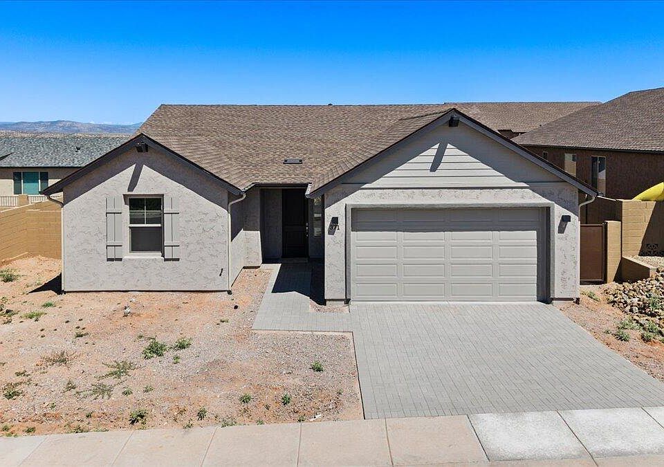 1st image of 371 Malachite Drive