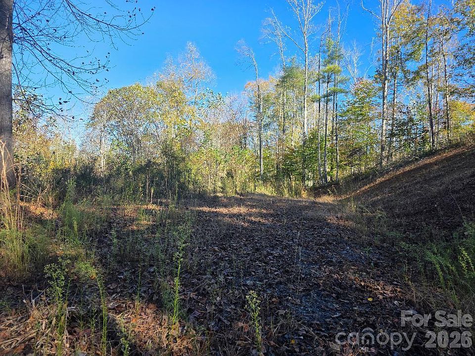 1st image of Buckeye Hollow Rd