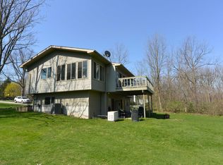 10050 Greiner Rd, Clarence, NY 14031