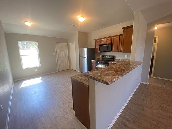 4th image of 2533 Judes Ct