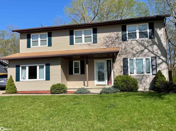 422 Crescent Ln, Fort Madison, IA 52627