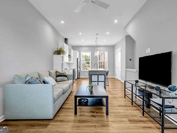3rd image of 2022 Bixby Byway Dr SE