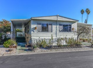 4 Camellia Dr, Calistoga, CA 94515