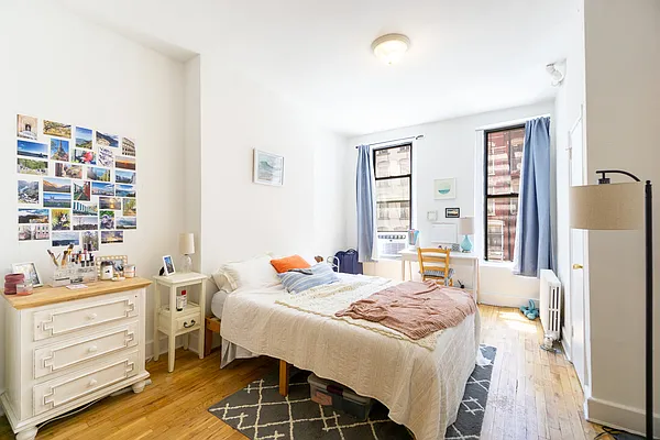 Rented by City Connections Realty | media 7