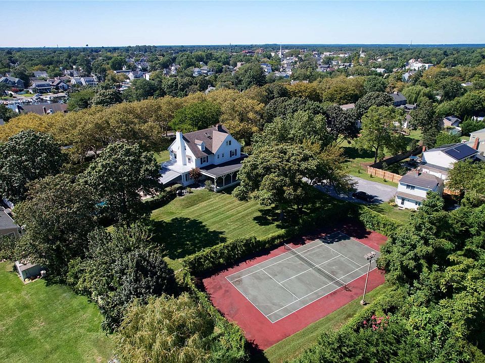 109 W Islip Road, West Islip, NY 11795 Zillow