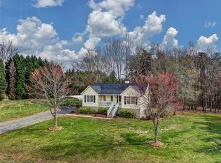110 Meadowlark Ln, Madison, NC 27025