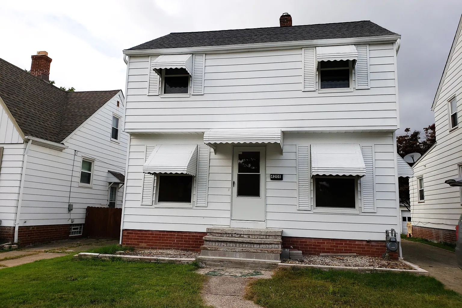 4208 Torrington Ave photo 1