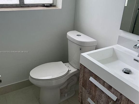 5th image of 711 Beacom Blvd Suite 1