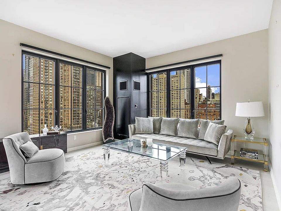 1st image of 959 1st Ave #14A