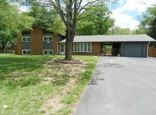 405 Blue Haven Dr, Kingsport, TN 37663