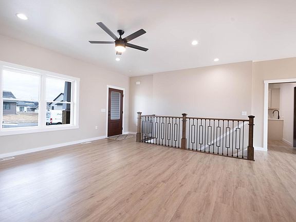 2nd image of 652 Boone LANE
