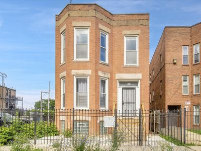 118 N Mozart St, Chicago, IL, 60612